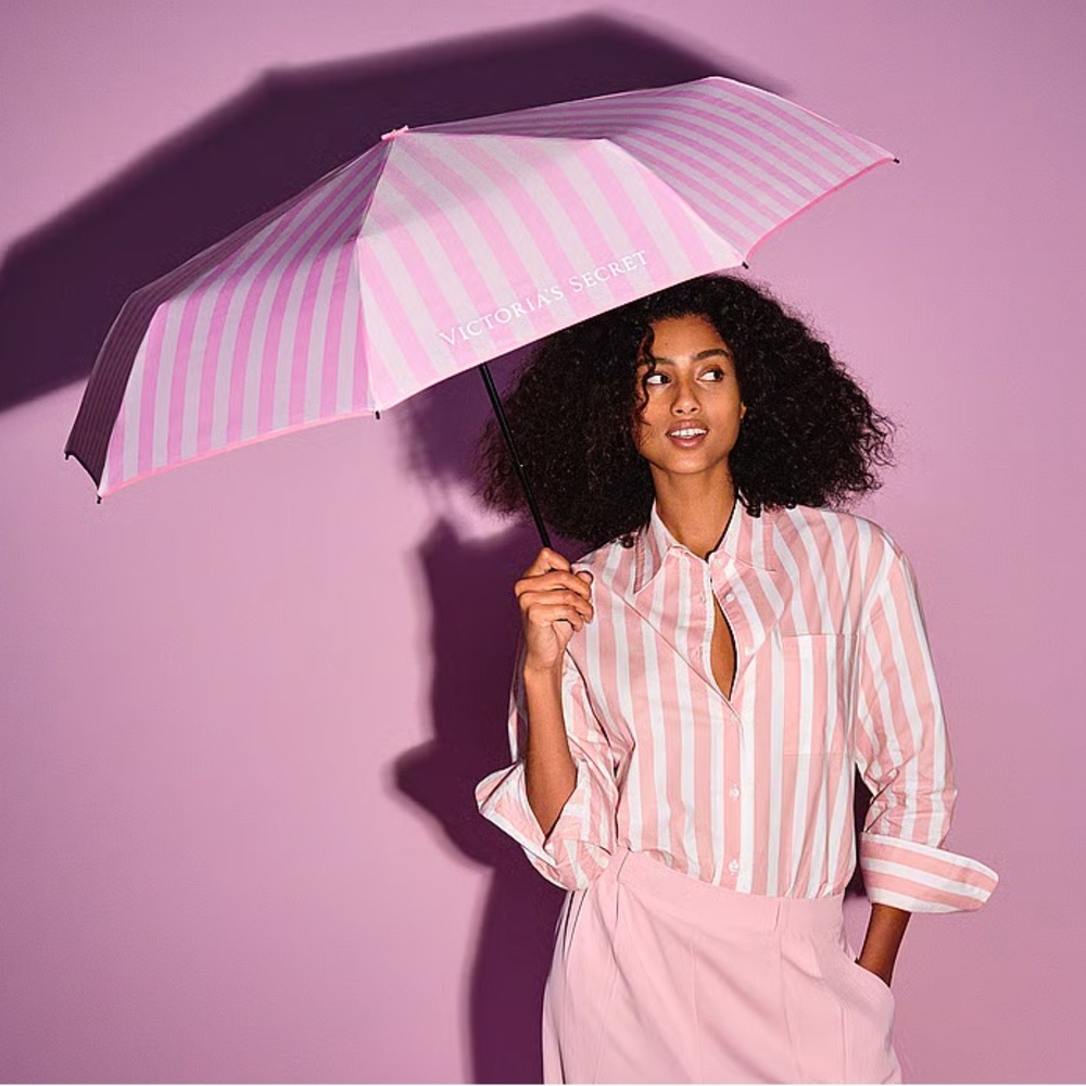 NWT Victoria’s Secret Classic Pink Striped Umbrella